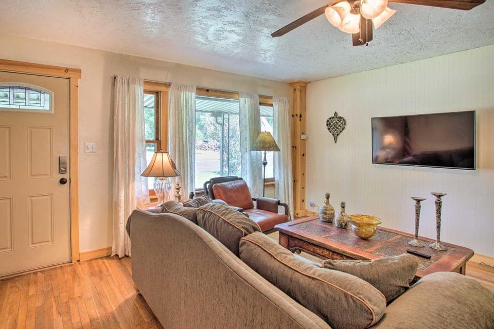 Well-Appointed Fruita Townhome: Hike & Bike Nearby House in Fruita
