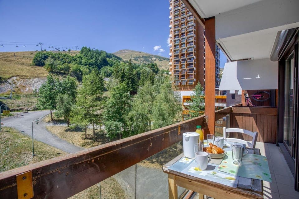 Balcony/Terrace, Mountain view