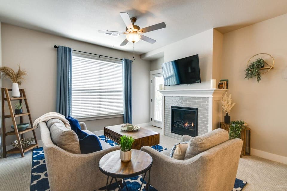 Elegant Loveland Condo < 5 Mi to Old Town! House in Loveland
