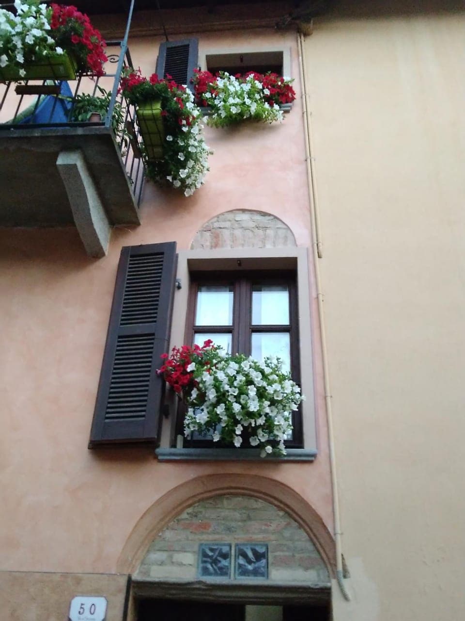 Property building, Pool view