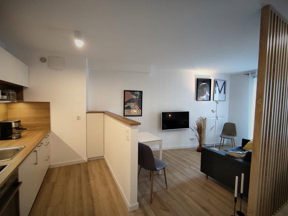 Kitchen or kitchenette, Seating area