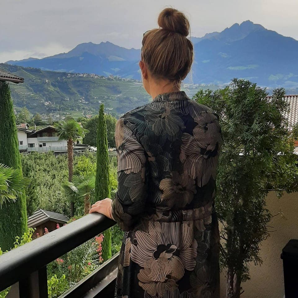 Day, Natural landscape, View (from property/room), Balcony/Terrace, Mountain view