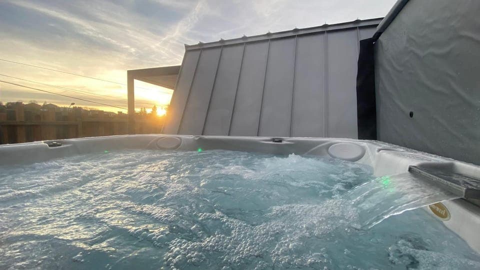 Natural landscape, Garden, Hot Tub, Balcony/Terrace, Spa and wellness centre/facilities, Area and facilities