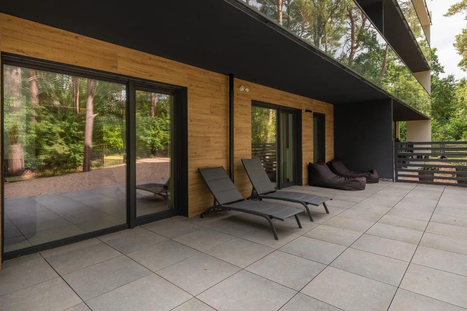 Off site, Seating area