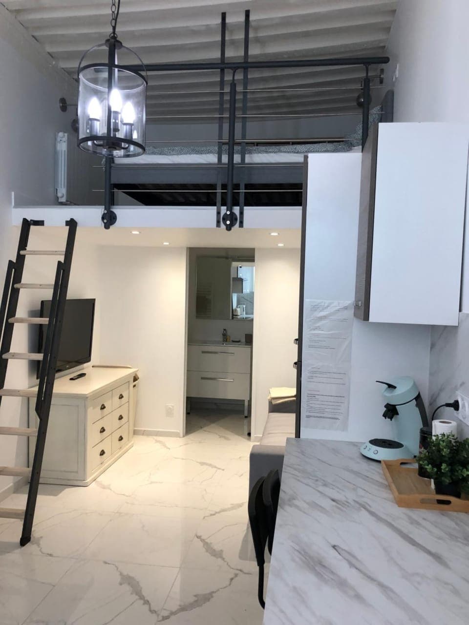 Communal lounge/ TV room, Living room, Dining area, Bedroom