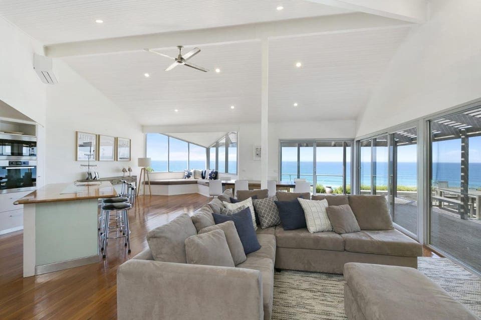 The Cliffs Edge House in Aireys Inlet