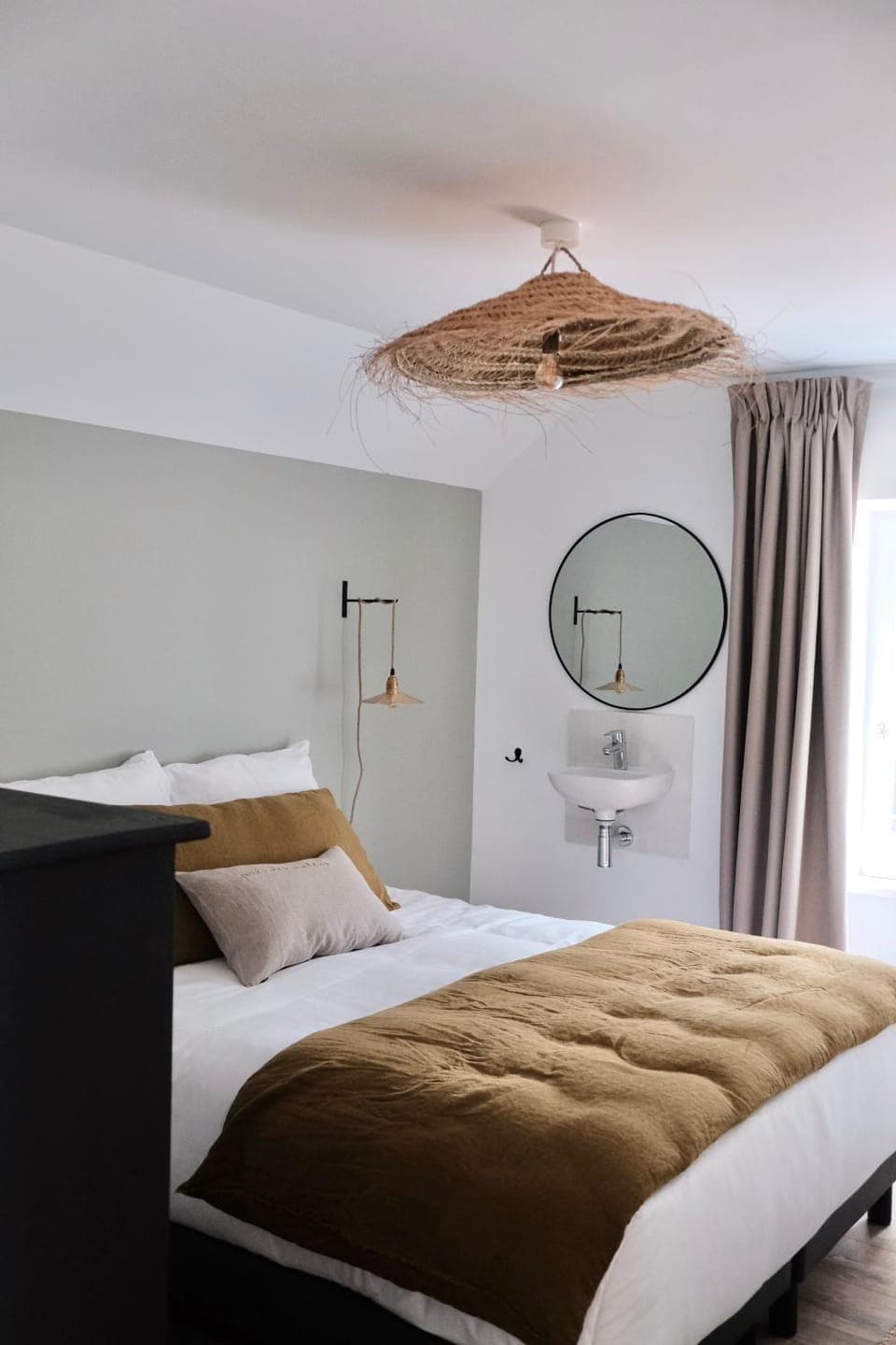 Property building, Bedroom