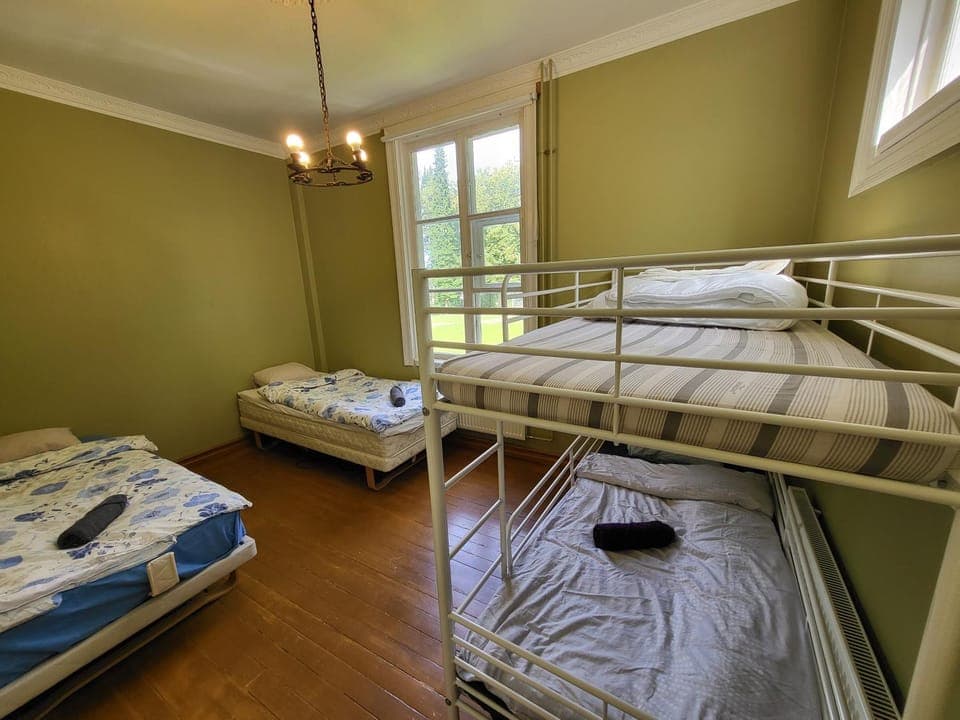 Kirstulan Kartanon päärakennuksessa sijaitseva hieno huoneisto Apartment in Finland