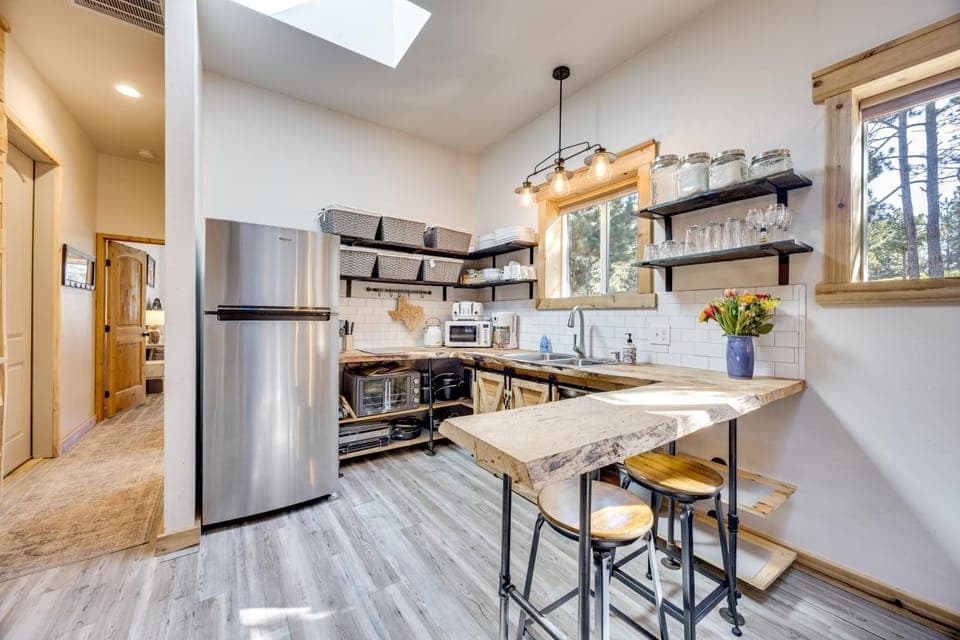 13 Mi to USAFA: Peaceful Colorado Springs Getaway! Apartment in Black Forest