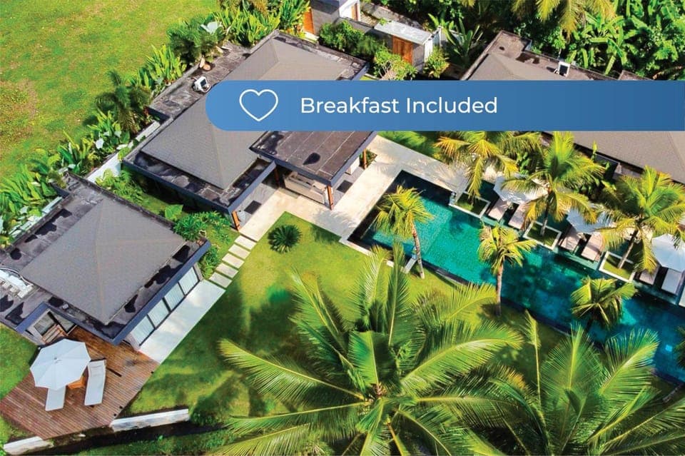 Property building, Natural landscape, Swimming pool, internet