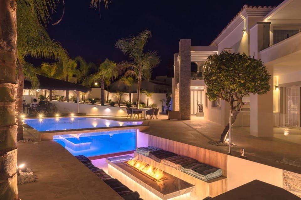 Property building, Night, Pool view, Swimming pool