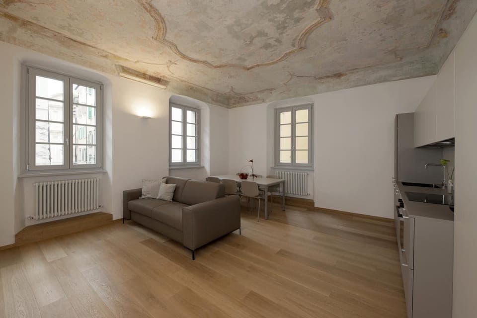 Kitchen or kitchenette, Living room, Decorative detail, Dining area