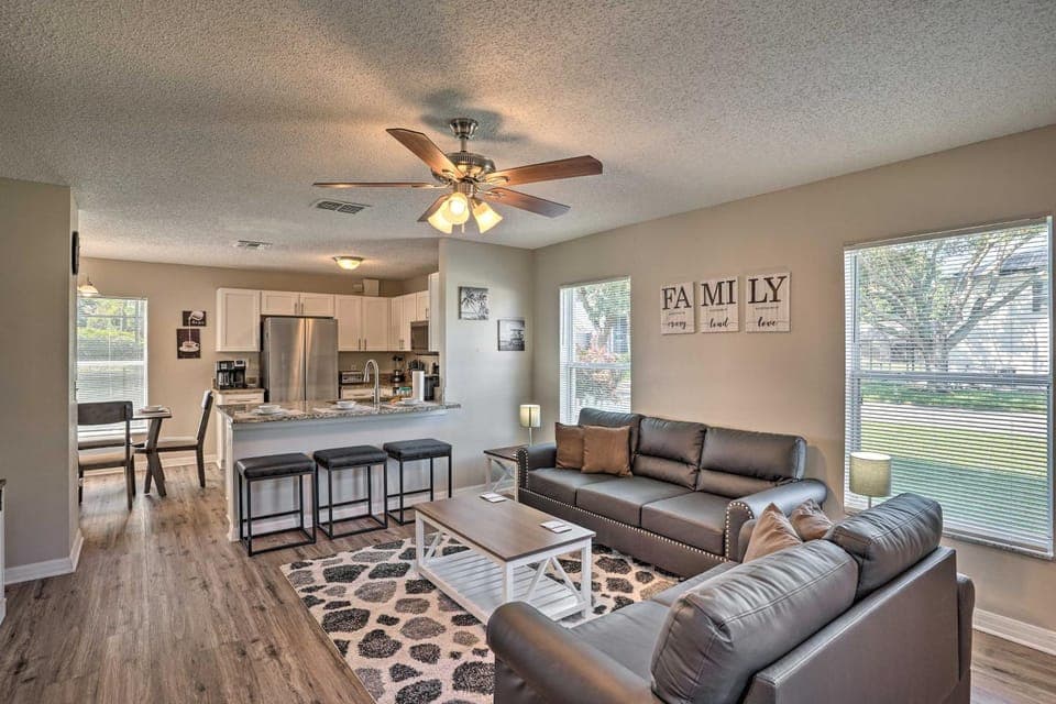 Southern Dunes Golf Home: Pool & Covered Patio House in Haines City