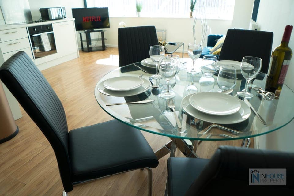 Living room, Seating area, Dining area