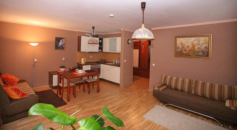 Kitchen or kitchenette, Living room, Seating area, Dining area, pet friendly