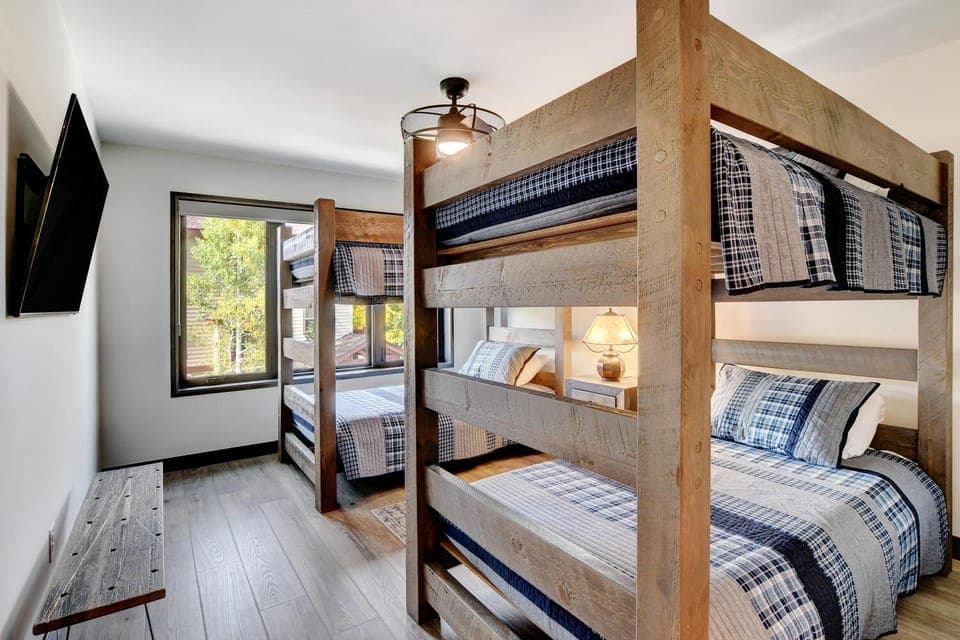 TV and multimedia, Bedroom, bunk bed