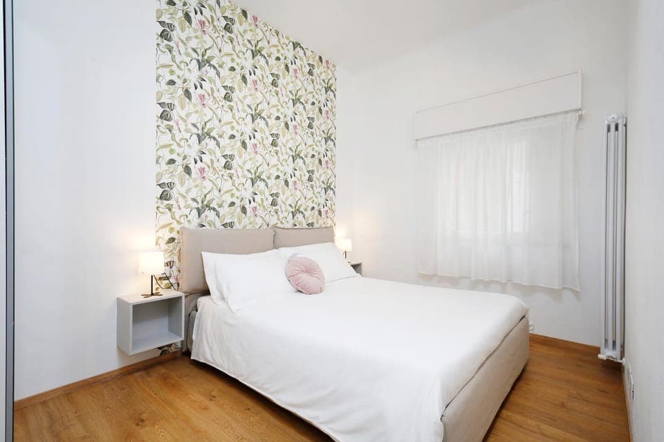 Bed, Decorative detail, Bedroom