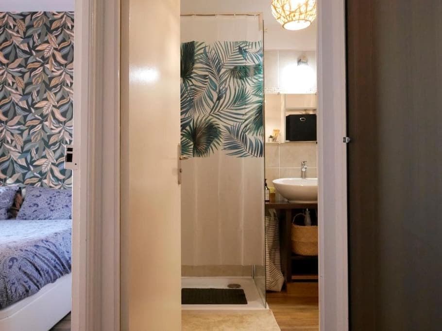 Shower, Bed, Bedroom