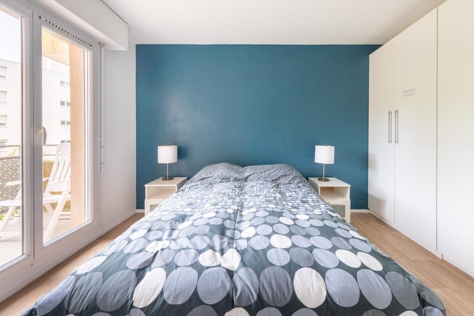 Bed, Photo of the whole room, Bedroom