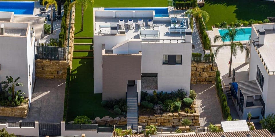 Property building, Day, Bird's eye view