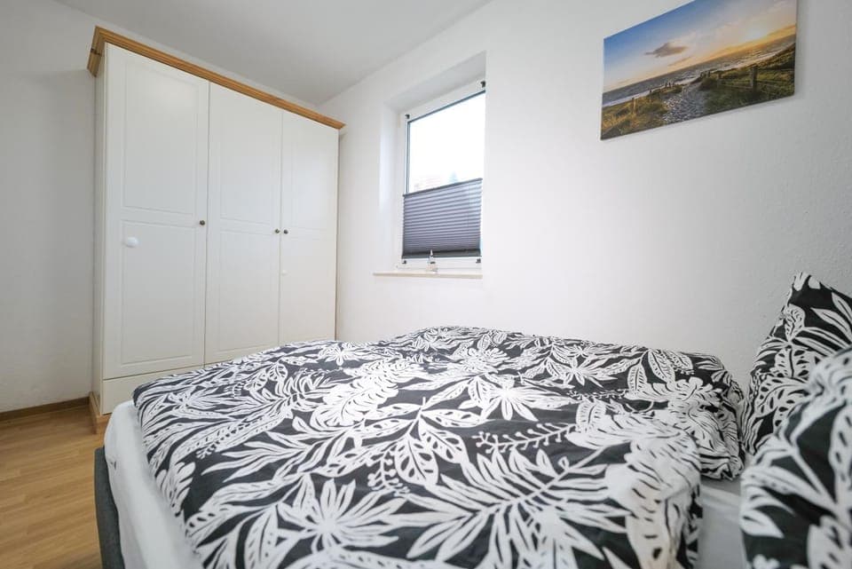 Bed, Bedroom, wardrobe