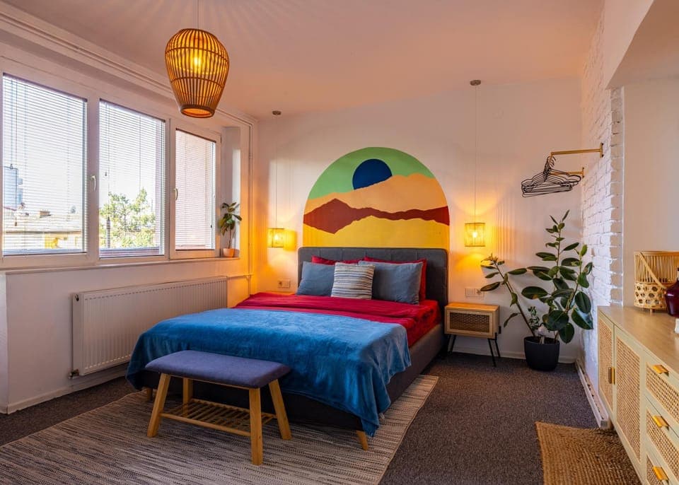 Bed, Photo of the whole room, Bedroom, air conditioner