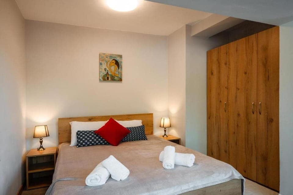 Bed, Photo of the whole room, Bedroom, towels, wardrobe