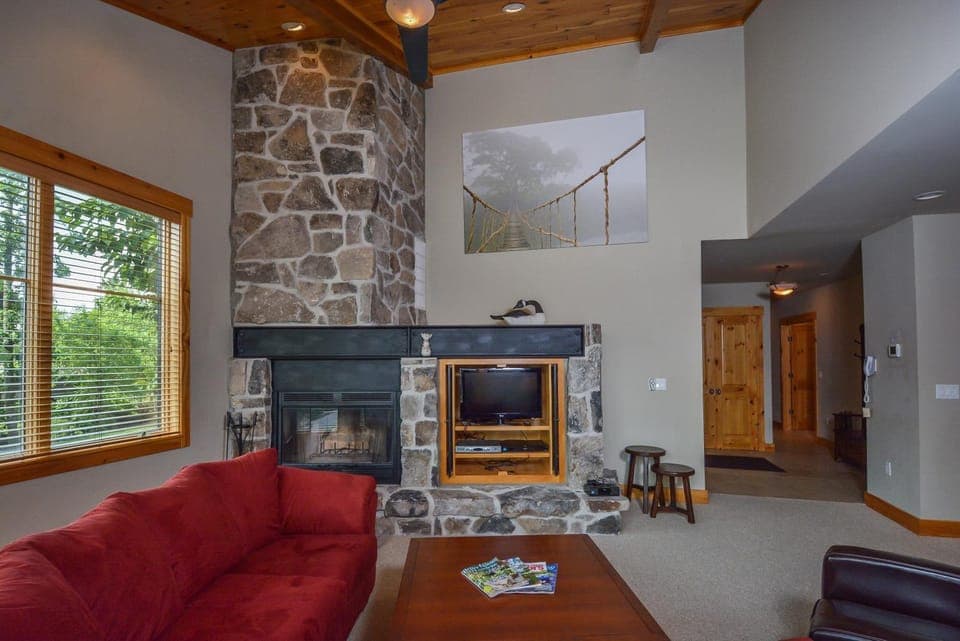 Retreat on Main Street House in McHenry