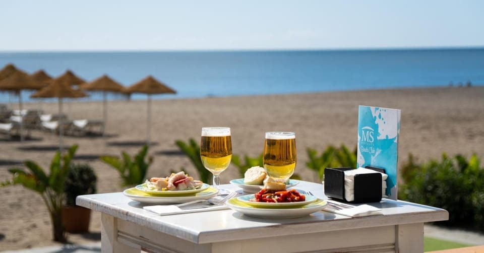 Food and drinks, Beach, Sea view