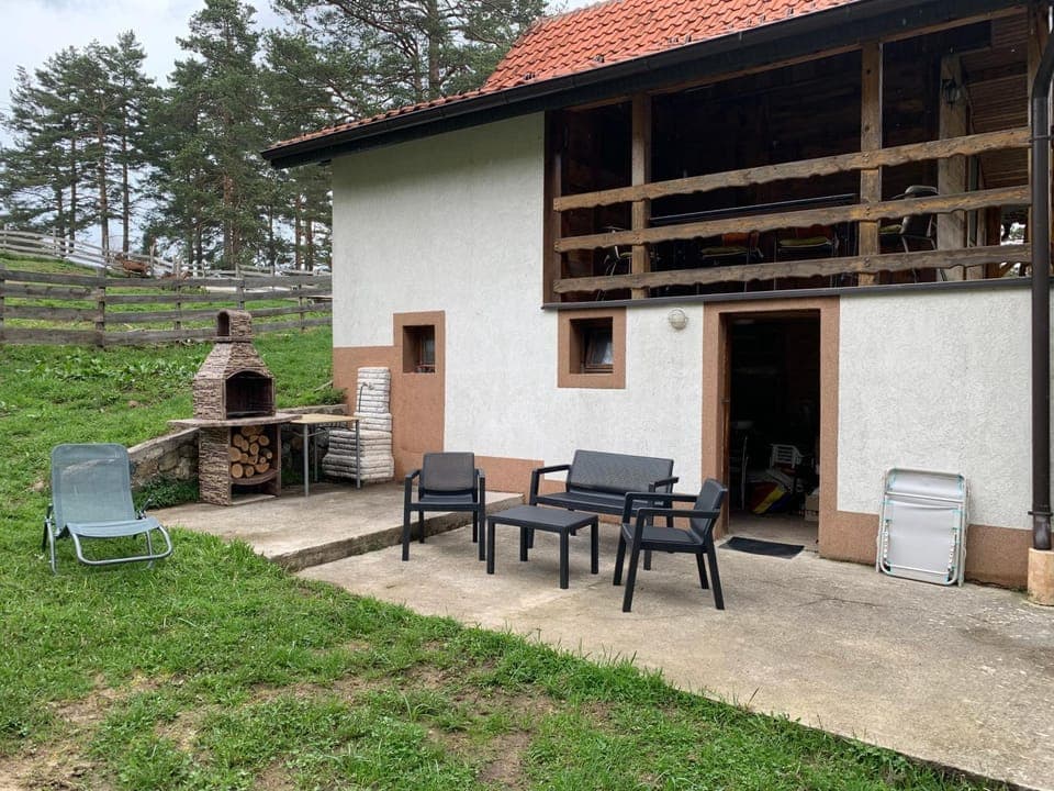 Property building, BBQ facilities