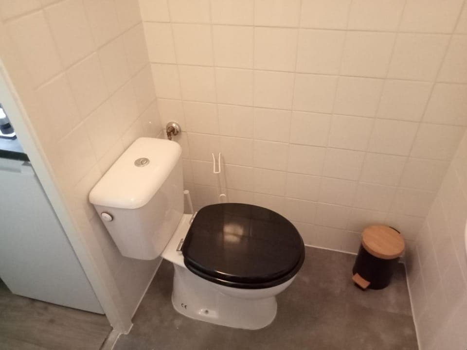 Toilet, Bathroom