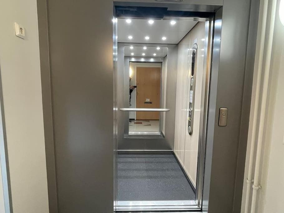 elevator