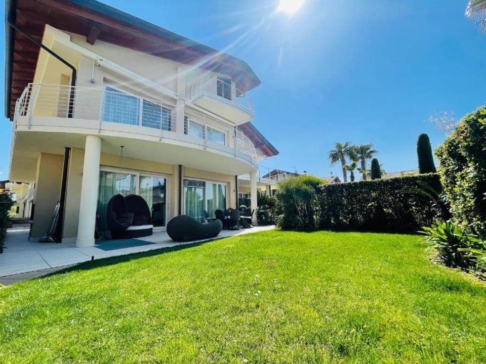 Garden, Balcony/Terrace