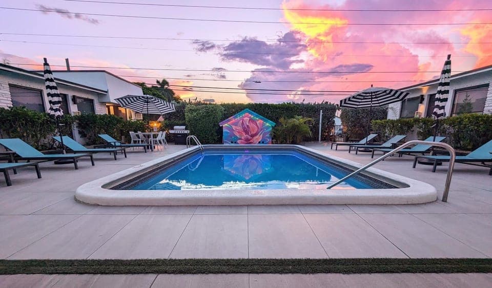 Natural landscape, Swimming pool, Sunset