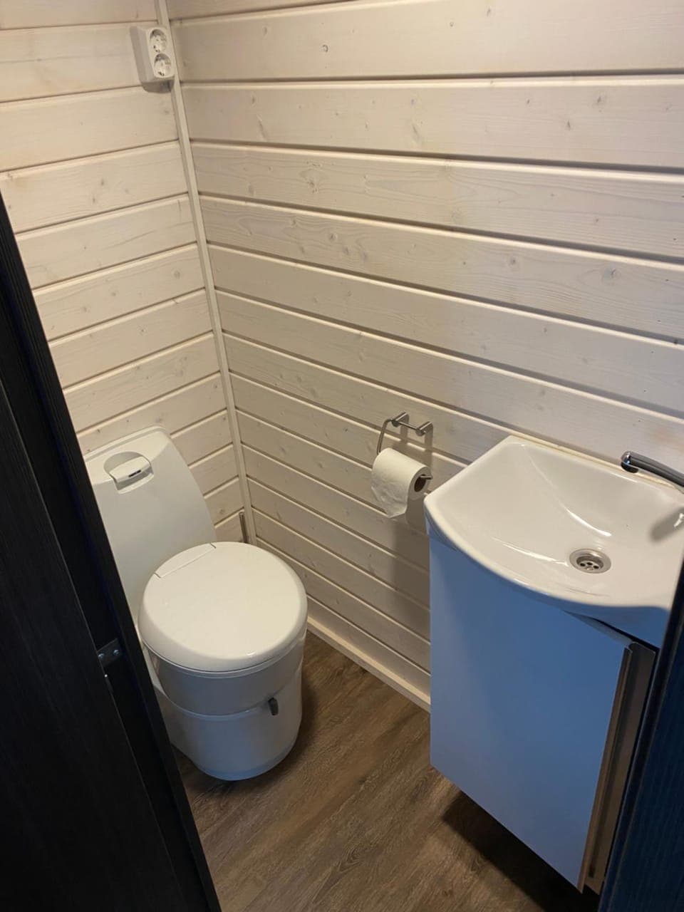 Beach Cottage Campground/ 
RV Resort in Uusimaa
