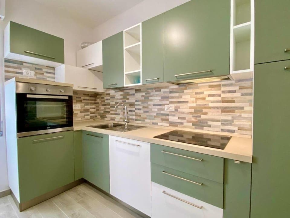 Kitchen or kitchenette, dishwasher, pet friendly, stove