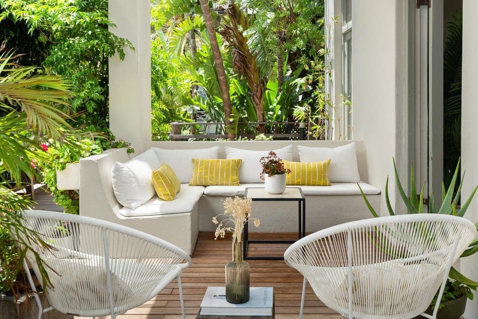 Patio, Balcony/Terrace, Seating area, Garden view