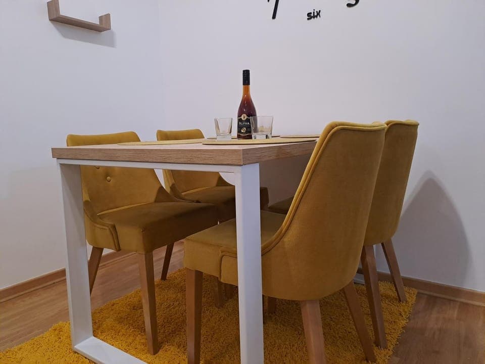 Food and drinks, Dining area, kitchen