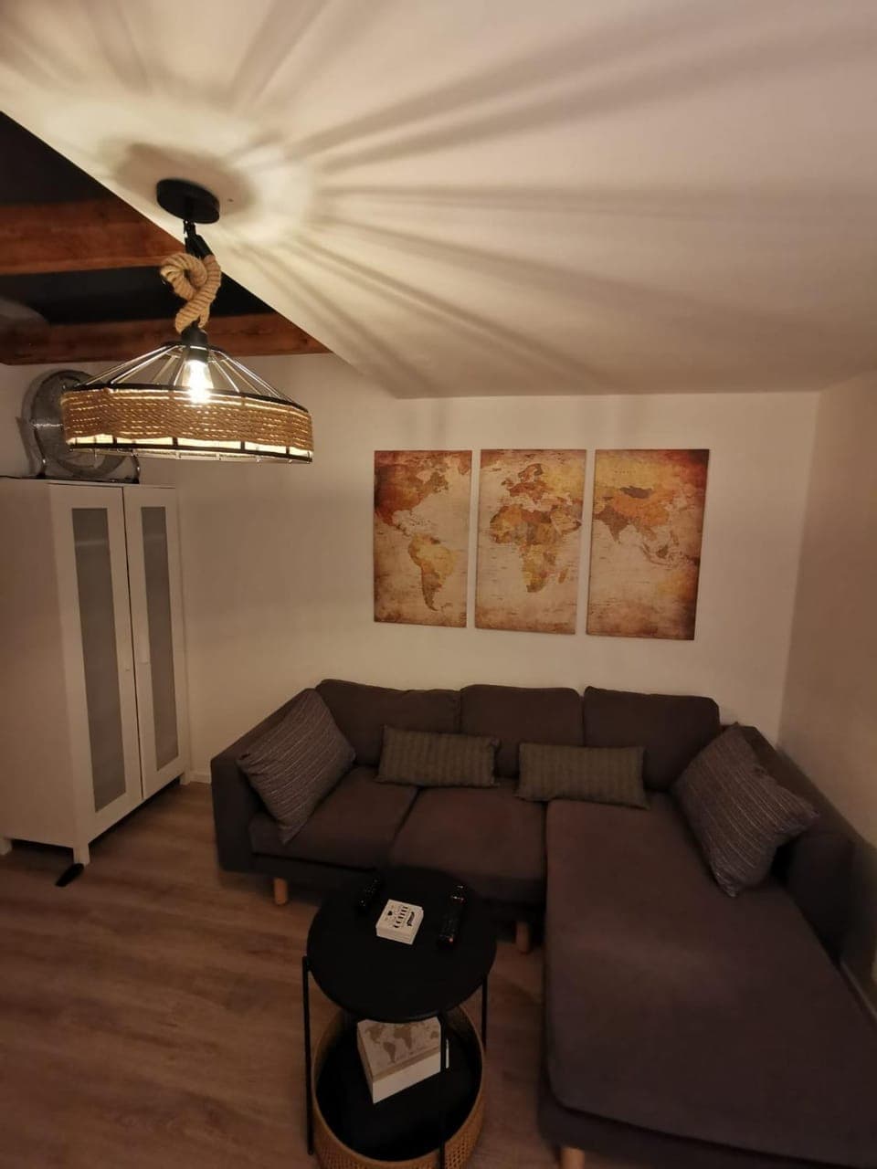 Living room, Seating area, fireplace