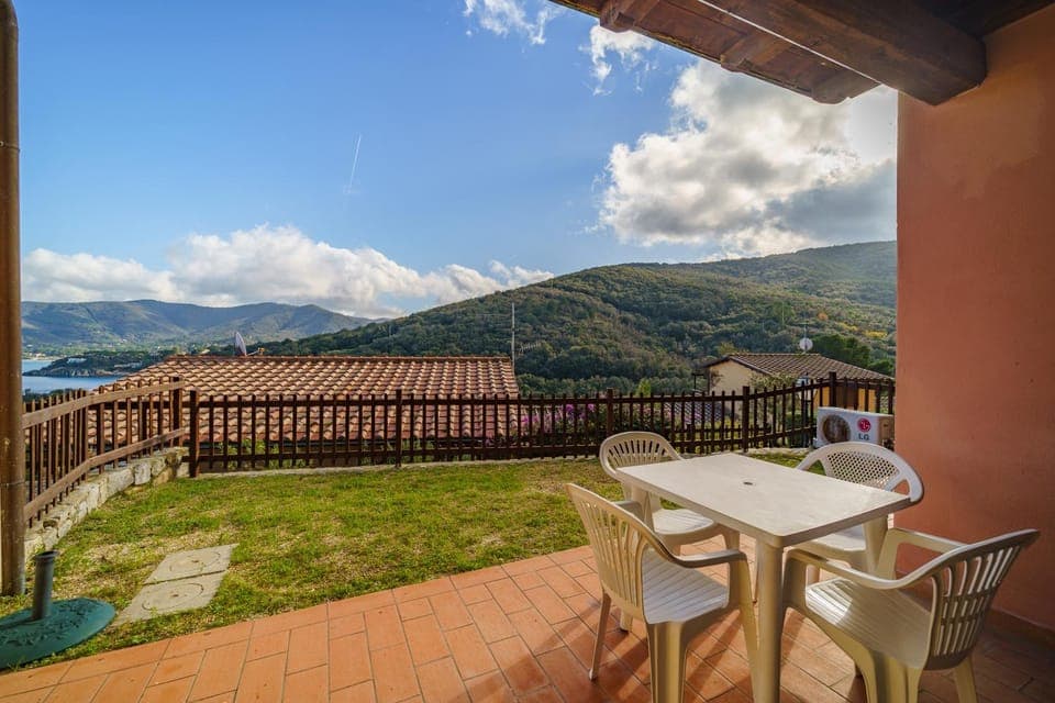 Patio, Day, Natural landscape, View (from property/room), Balcony/Terrace, Mountain view, Sea view