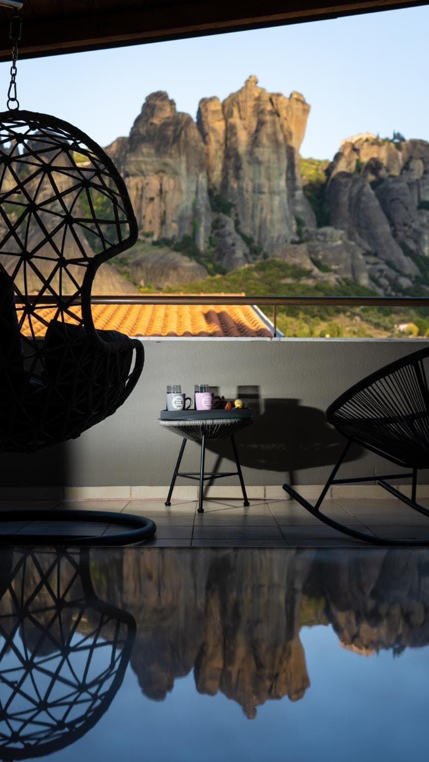 Natural landscape, View (from property/room), Balcony/Terrace, Landmark view, Mountain view