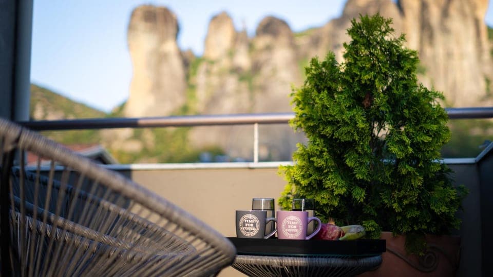 Natural landscape, View (from property/room), Balcony/Terrace, Landmark view, Mountain view