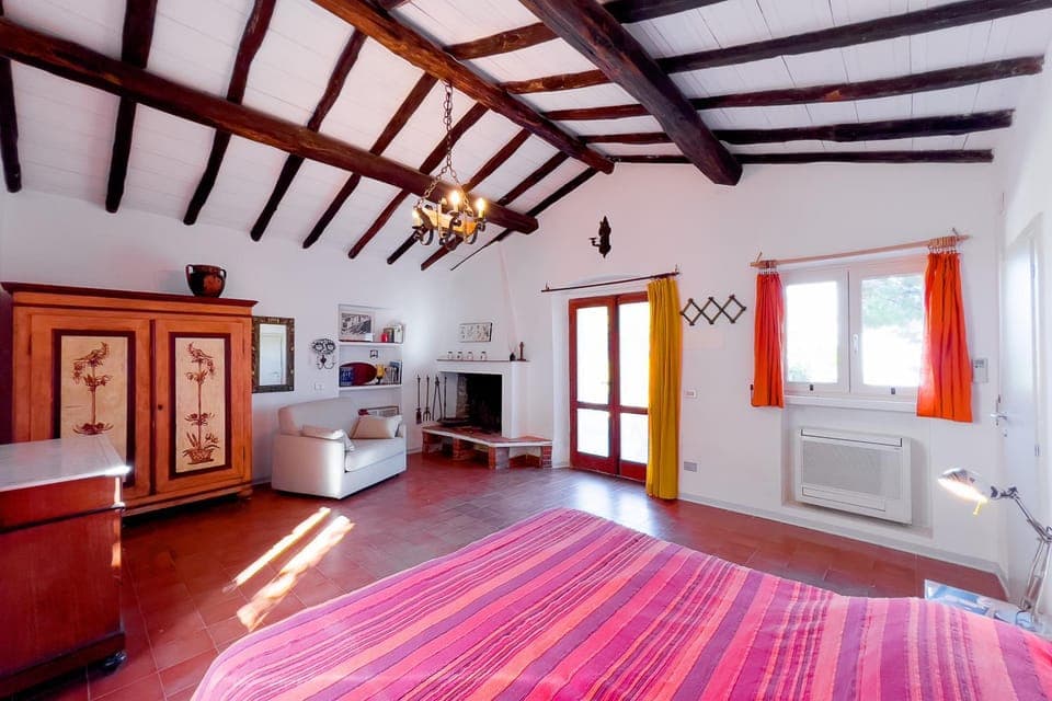 Bed, Photo of the whole room, Bedroom, wardrobe