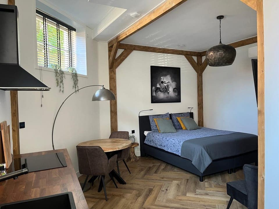 Living room, Bedroom