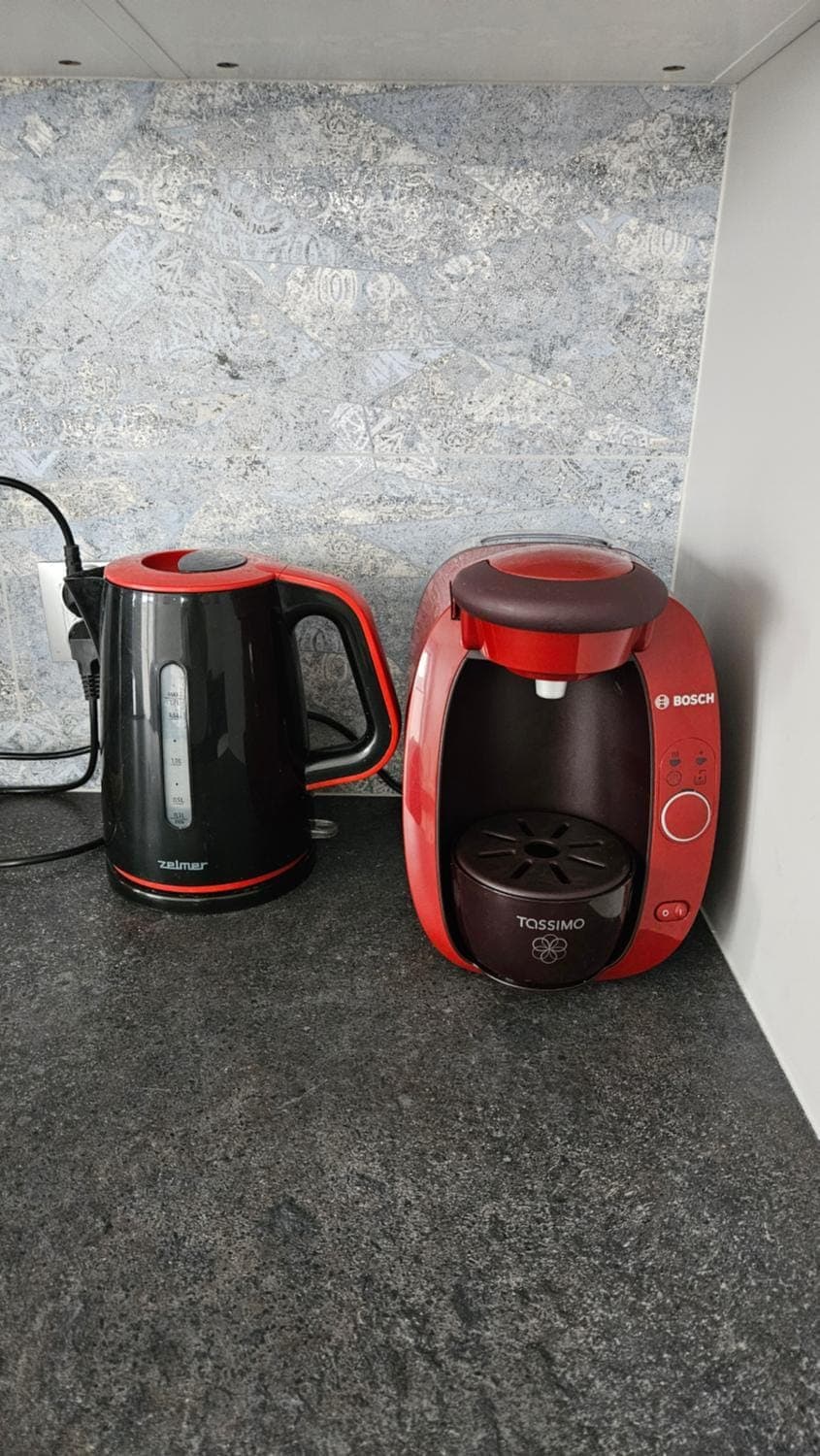 Coffee/tea facilities, Kitchen or kitchenette