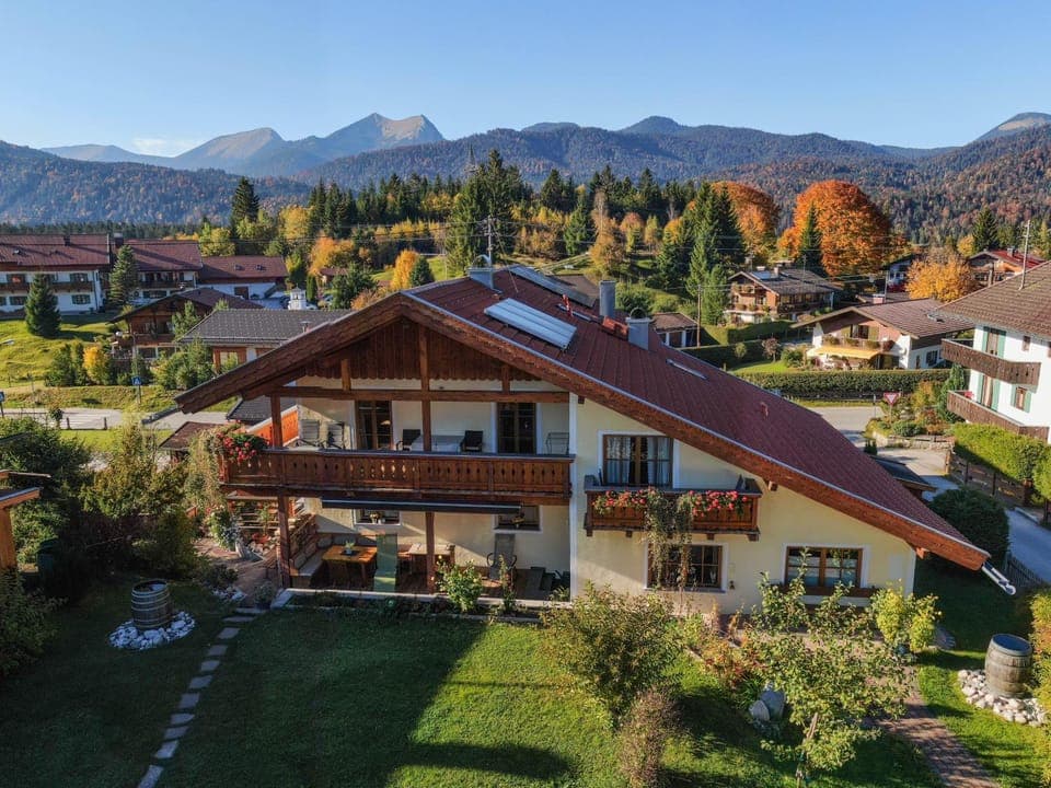 Property building, Natural landscape, Garden, Mountain view