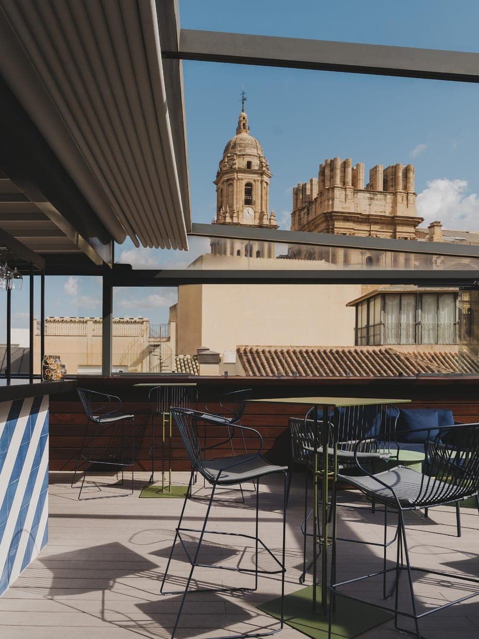 Balcony/Terrace, Meeting/conference room, Swimming pool