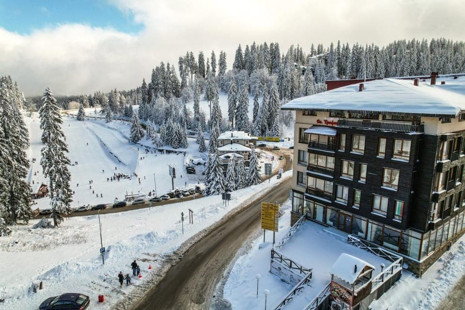 Property building, Balcony/Terrace