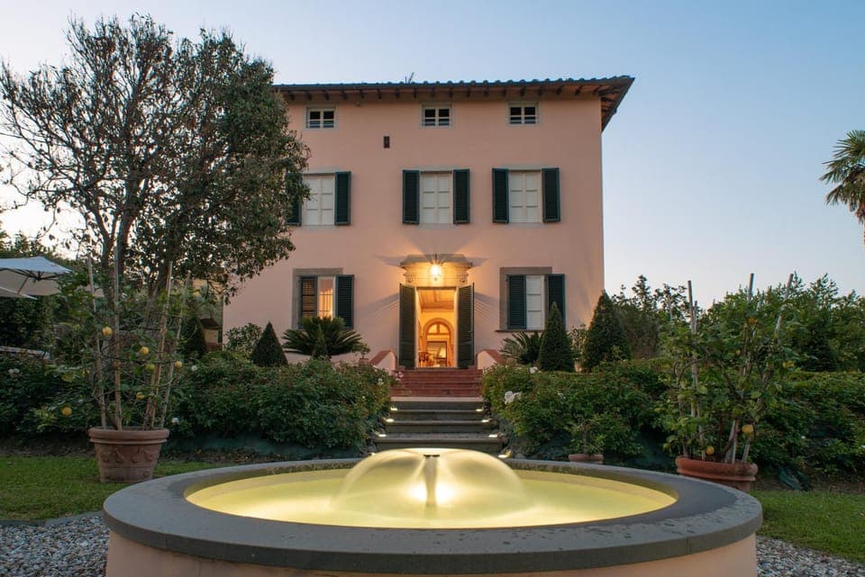 Property building, Garden, Garden view