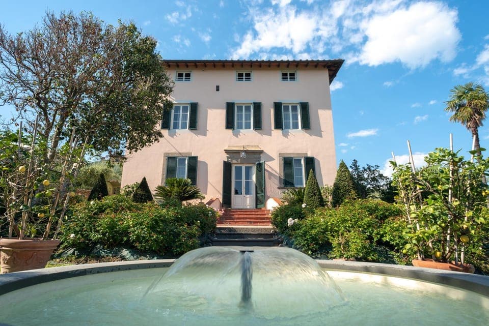 Property building, Garden, Garden view